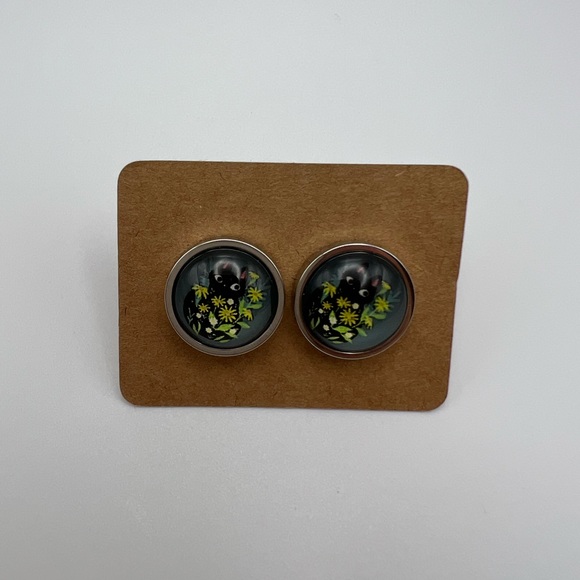 Classic Edgy Round & Square Stud Earring Set- Cat Stud Earrings - Picture 11 of 15